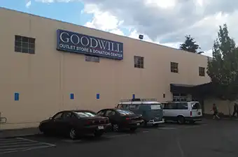 Goodwill Bins Milwaukie, Oregon Goodwill Outlet